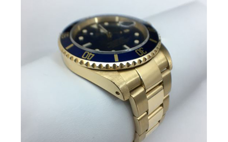 gold watch